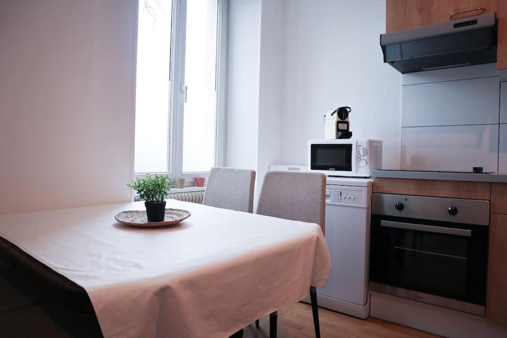 Appartement Entier, Proche Tram-Train Et Commodites, Parking Gratuit Мюлуз Экстерьер фото